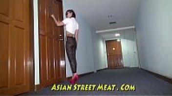 Asian Street Meat หนังโป๊ไทย แนวตีกะหรี่อย่างเด็ด มาเคาะห้องฝรั่งหุ่นล่ำเตรียมโดนเชือด เจอควยใหญ่เย็ดหีกระแทกมิดด้าม แตกในจนร้องลั่น