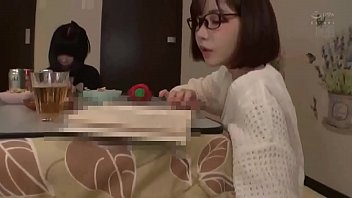 ดูหนังโป๊ญี่ปุ่น AV XXX น้องสาวกำลังทำการบ้านอยู่ พี่ชายขี้เงี่ยนจับน้องเย็ด เนื่องจากดูคลิปโป๊เสร็จแล้วเกิดอาการ จับกระทุ้งกระแทกหีอย่างแรง