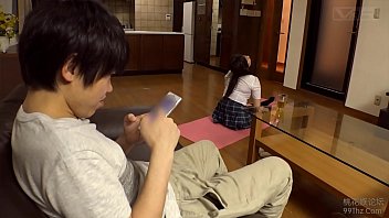 โป๊นักเรียนเอวีญี่ปุ่น โดนน้องชายแอบเสยหีตอนพ่อแม่ไม่อยู่ ใส่ชุดนักเรียนxxxร่านจริงๆ ต้องโดนเย็ดสักทีแรงๆ